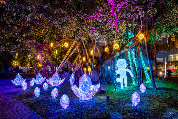 ▲「2025桃園萬聖城」今（25日）至11月2日在桃園藝文廣場和藝文綠園道登場。（圖／桃園市觀旅局提供）