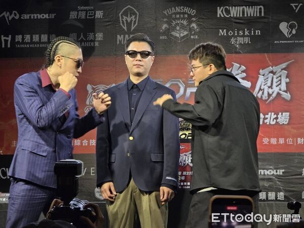 ▲孫生與重讀天月等參賽者。（圖／記者葉文正攝）