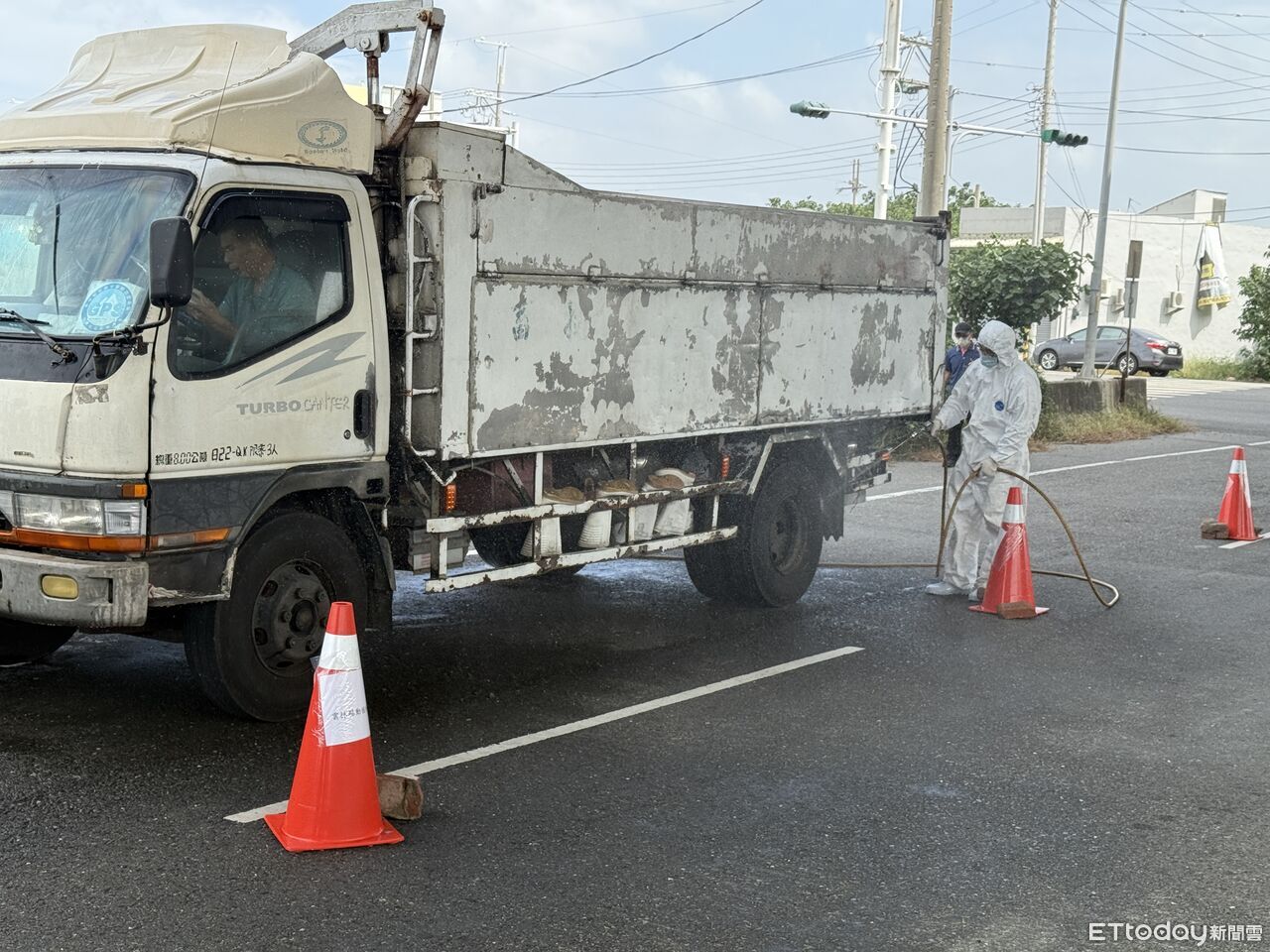 最大產區!雲林查驗120高風險養豬場 化製車消毒領證才可入縣