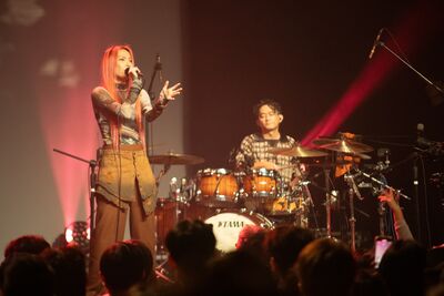 曾被嫌名字超普通! Tizzy Bac主唱霸氣喊:沒想過改藝名