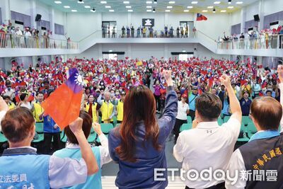 鄭麗文選後首場大會!現身花蓮團結藍營 痛批民進黨麥擱亂啊