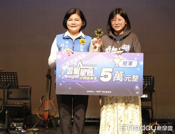 ▲十強選手齊聚雲林表演廳，以歌聲詮釋青春與夢想。（圖／記者游瓊華翻攝）