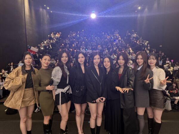 ▲▼ TWICE定延近況真的瘦了！　鵝蛋臉、長腿回歸「巔峰神顏」網驚呼：瘦好多。（圖／翻攝自CGV）