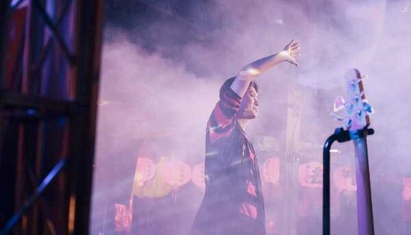 娛樂報報／黃少谷斜槓當房仲不忘家庭　帶兒子吃飯奶爸味十足