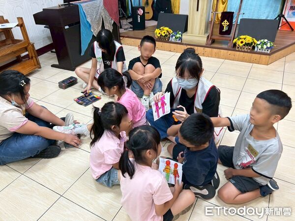 ▲「青年心希望 南投家扶多元服務計畫」培力在地青年走進社區、陪伴兒少快樂成長。（圖／南投家扶中心提供）