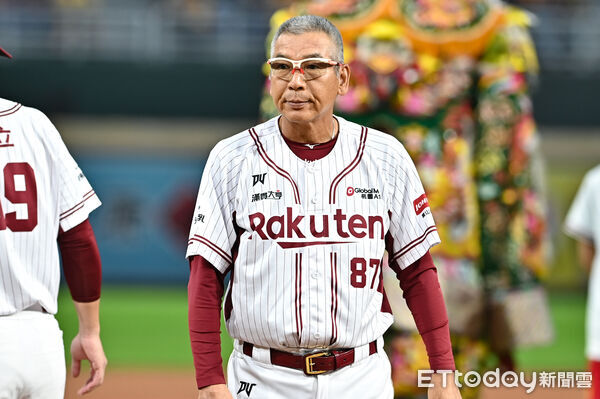 ▲▼2025中職台灣大賽G4，樂天桃猿總教練古久保健二。（圖／記者李毓康攝）