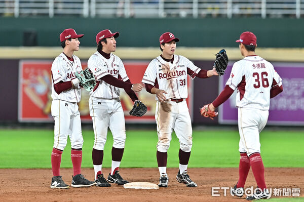 ▲▼2025中職台灣大賽G4，樂天桃猿拿下勝利，系列賽取得3勝1敗聽牌優勢。（圖／記者李毓康攝）