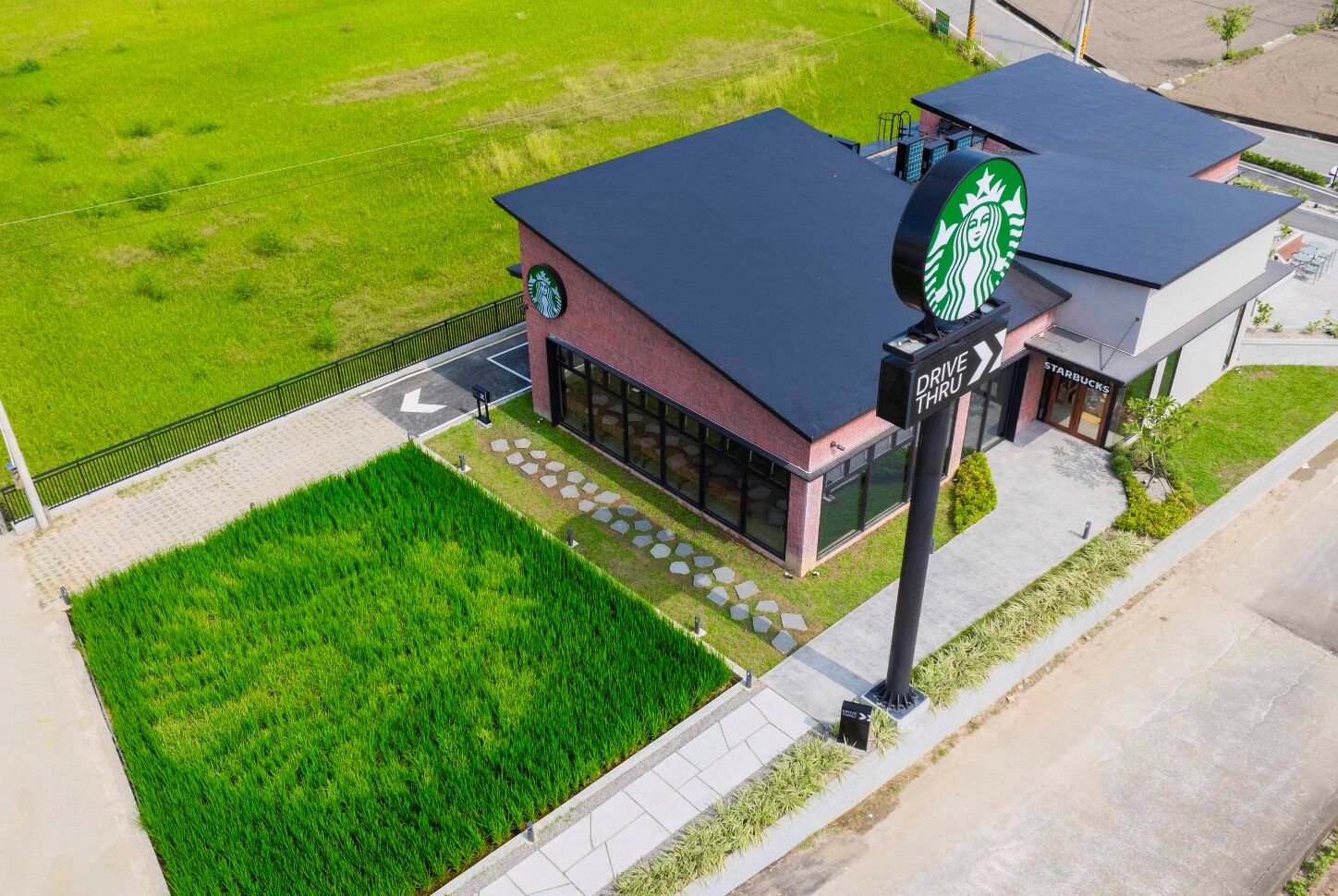 ▲伯朗咖啡館科大店。（圖／品牌提供）