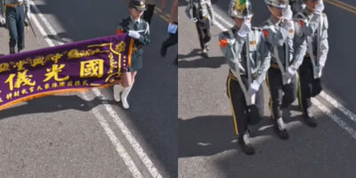 廟會「突演奏沒出息」　國光儀隊操槍！網驚呆：這版本超帥