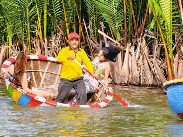 ▲▼會安椰子船。（圖／部落客混血珊莎的奇幻旅程授權提供）