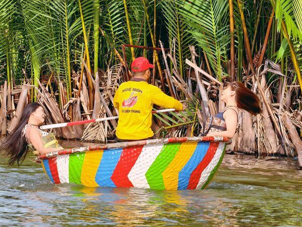 ▲▼會安椰子船。（圖／部落客混血珊莎的奇幻旅程授權提供）