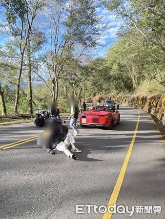 ▲合歡山公路於光復節連假前後都發生車禍意外。（圖／記者高堂堯翻攝、翻攝「中橫路況交通資訊站」臉書粉專）