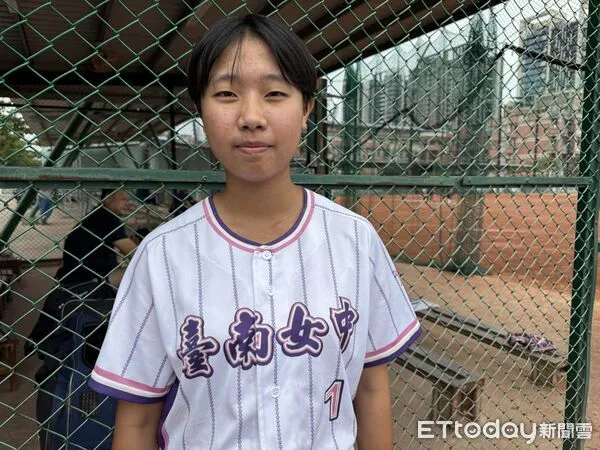 ▲▼台南女中隊史首戰薛羽岑、蔡宜恩。（圖／記者楊舒帆攝）