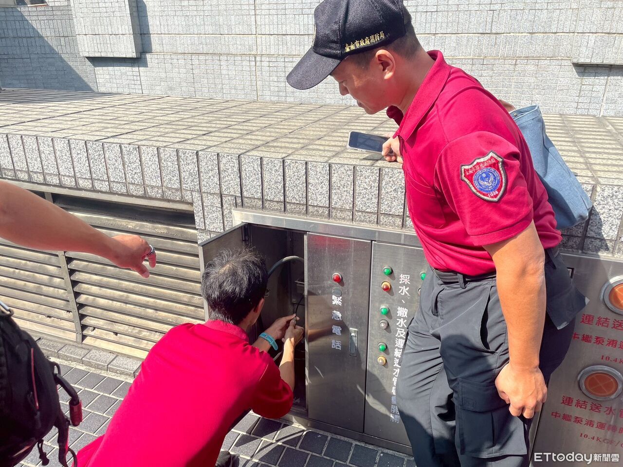 遠百成功店高層複合建築實地踏勘 南消七大隊無線電中繼強化救災通訊