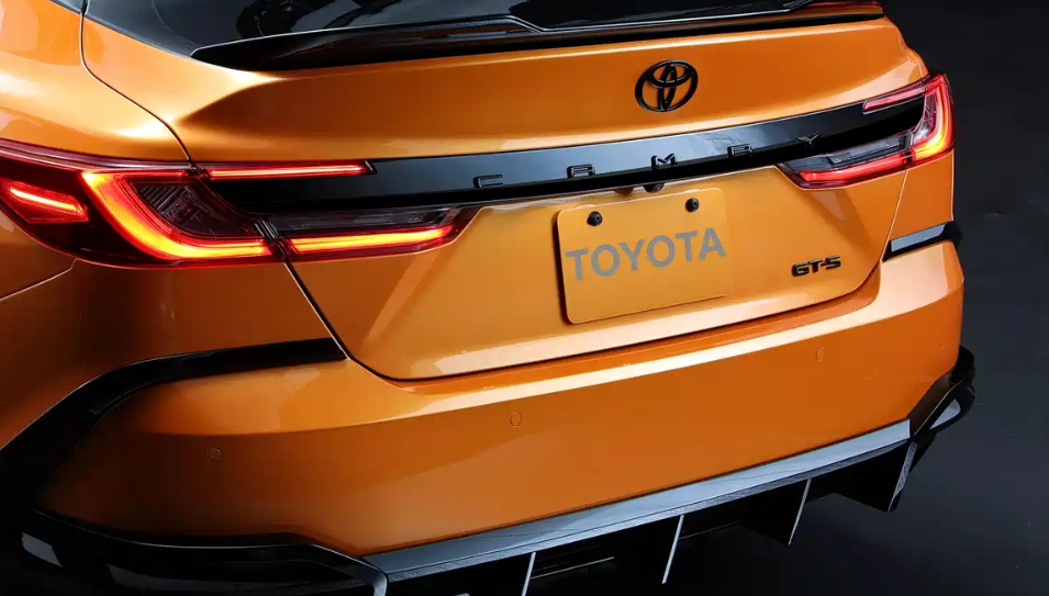 ▲TOYOTA暖身11月的北美SEMA改裝車展，公布全新Camry GT-S Concept概念車。（圖／翻攝自TOYOTA）