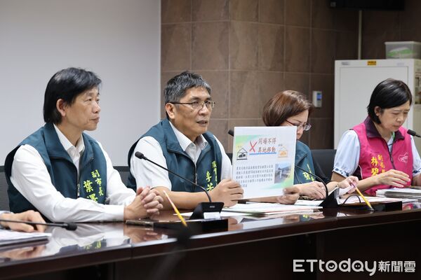 ▲台南市副市長葉澤山主持記者會說明非洲豬瘟防疫作為，多單位同步查覈、疫調及防堵。（記者林東良翻攝，下同）