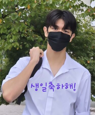 ▲▼越來越像SHINee珉豪！《Hello Baby》佑根18歲了　帥成天菜網暴動。（圖／翻攝自佑根IG）