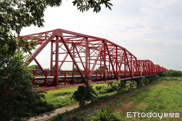 ▲工程團隊、地方仕紳齊聚開工典禮，共盼施工順利、安全圓滿。（圖／記者游瓊華翻攝）