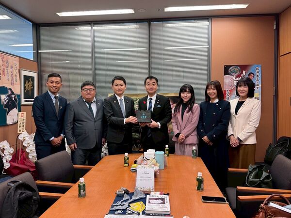 ▲▼民進黨青年局局長陳冠廷率團赴日官方訪問，拜會國土交通省副大臣佐佐木紀、自民黨政調會長小林鷹之、甫卸任法務大臣的眾議員鈴木馨祐、維新會政調會長齋藤Alex、維新會選對會委員長代行石井惠。（圖／立委陳冠廷國會辦公室提供）