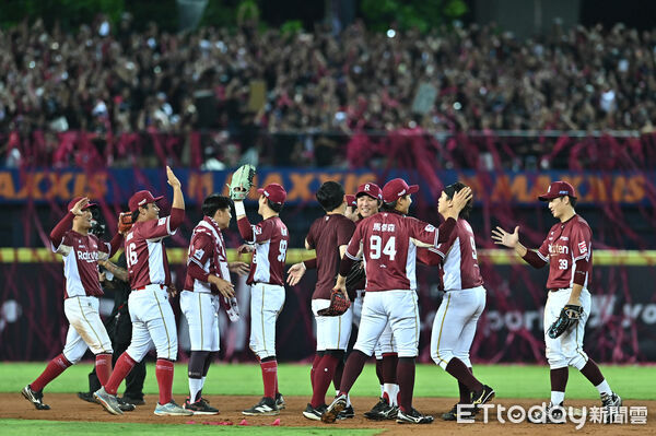 ▲▼2025中職台灣大賽，樂天桃猿拿下總冠軍。（圖／記者李毓康攝）