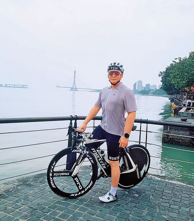 止步鬼門前／獨家！瞞老母收病危通知　洪毛爆肝險入鬼門關