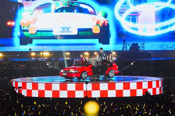 ▲▼ 五月天將一連唱6場。（圖／相信音樂提供）