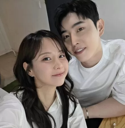 ▲▼38歲女星殷嘉恩懷孕了！結婚下月秒做人成功　老公朴炫浩。（圖／翻攝自殷嘉恩、朴炫浩IG）