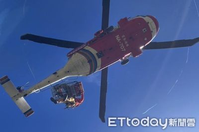 嘉明湖救難山屋意外！山友下床摔落昏迷　黑鷹直升機緊急救援