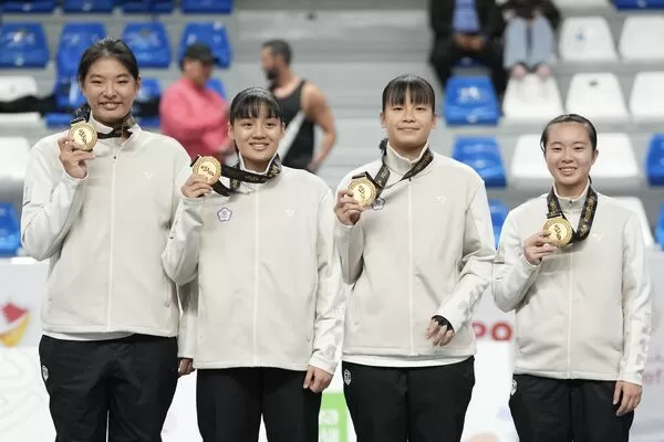 ▲喬麗爾、陳芯、吳沛萱、謝艾彤攜手拿下本屆亞青運3X3女籃金牌殊榮。（圖／中華奧會提供）