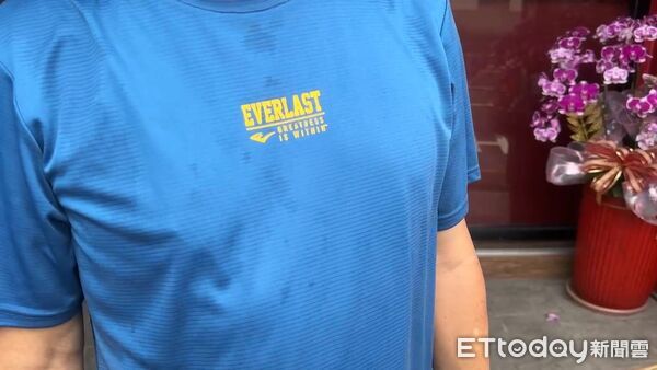 ▲▼     台中休旅車撞進大埔鐵板燒！　駕駛「頸部利刃傷」當場死亡        。（圖／記者許權毅攝）