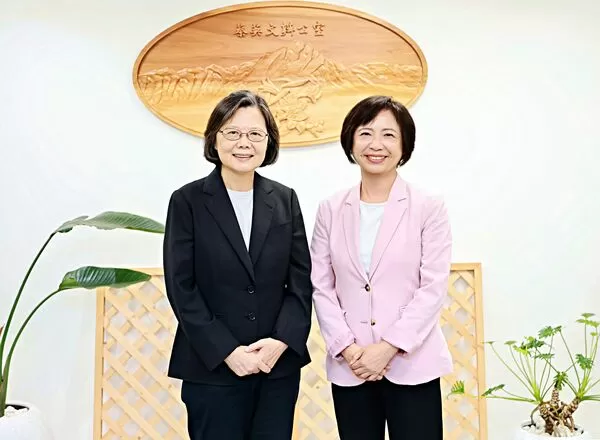 ▲▼民進黨立委何欣純拜會前總統蔡英文。（圖／立委何欣純國會辦公室提供）