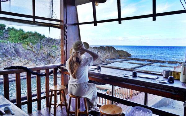 ▲▼新北貢寮東北角美食推薦「92k週末食堂」！季節限定絕美海景餐廳，一周只營業4天。（圖／部落客Mika提供）