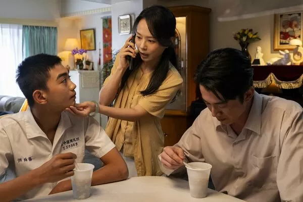 ▲《南方時光》陳玄力、孫淑媚、吳慷仁。（圖／百景映畫提供）