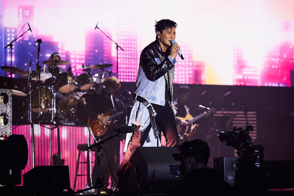 ▲▼張信哲赴加拿大開唱。（圖／潮水音樂提供）