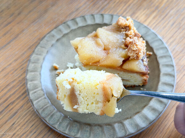 ▲▼林口網美咖啡廳「WALK IN林口檔案館店」坐擁國家檔案館美景，品味質感甜點的藝文新地標。（圖／部落客VIVIYU提供）