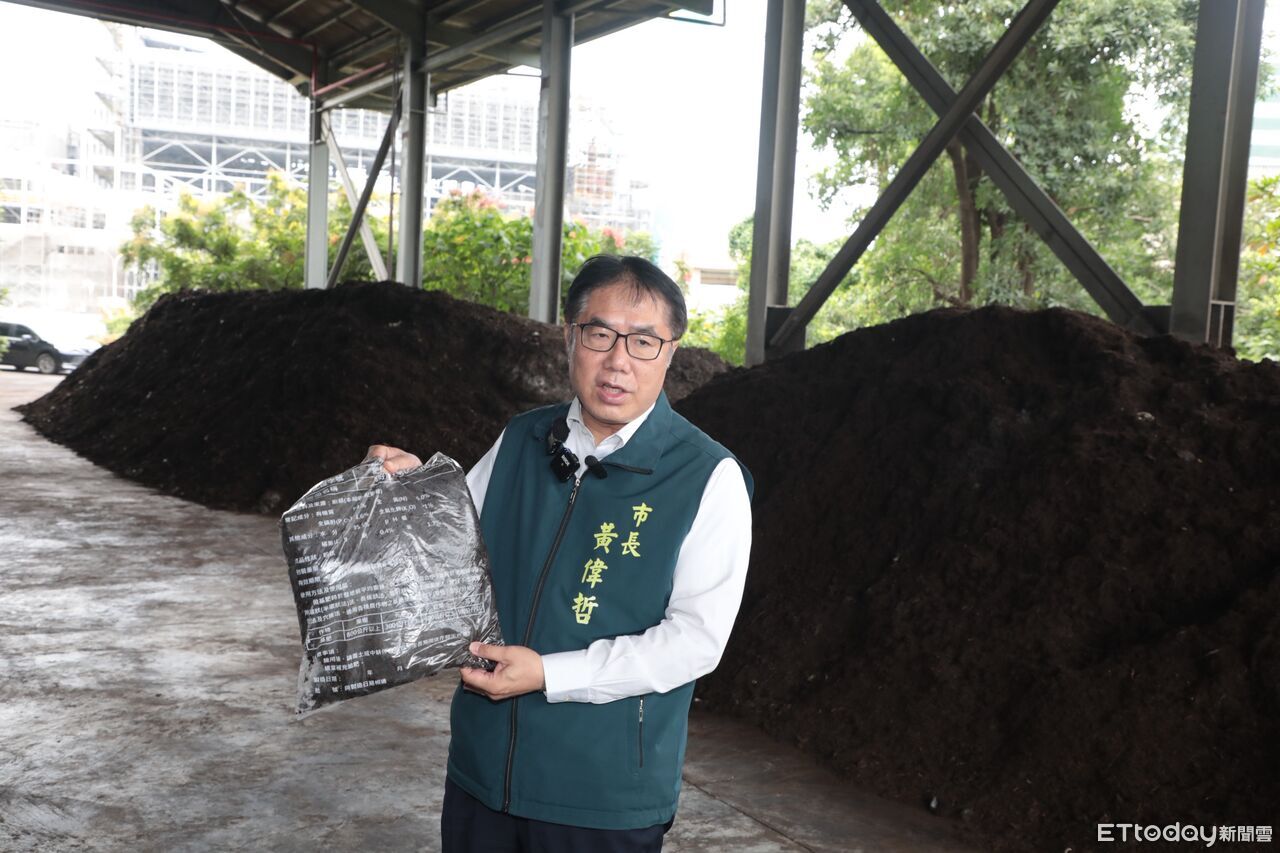 黃偉哲視察廚餘高速發酵廠 強調「廚餘不餵豬」防疫、環保雙軌並進