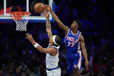 預約「年度新人王」最大黑馬　艾奇康成七六人後場新希望