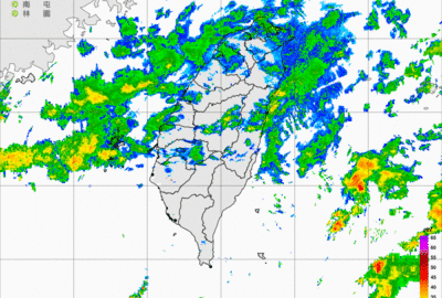 快訊/雨還沒完 4縣市再發「紅爆大雨」8級強風冷逼1字頭