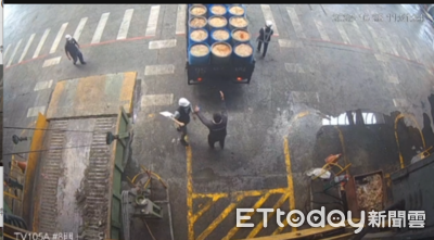 不顧禁令！萬丹畜牧場業者強闖焚化廠倒廚餘　2男9萬、2萬交保