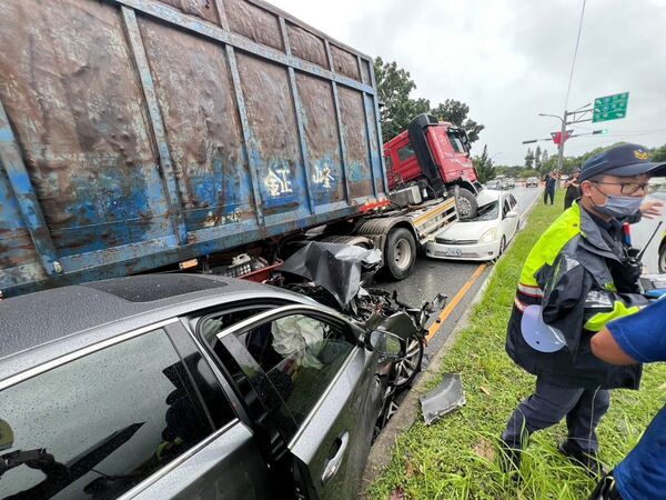▲▼    台9線車禍         。（圖／翻攝自記者爆料網）