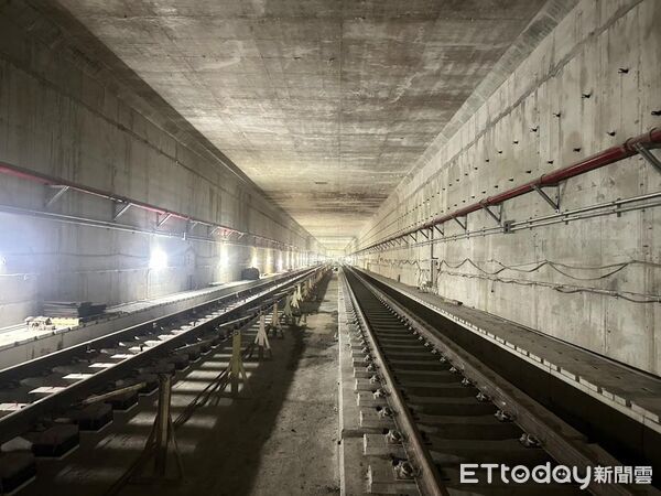 ▲▼台南鐵路地下化8.23公里隧道主結構全線完成。（圖／鐵道局提供）