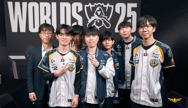 ▲中信飛牡蠣戰隊全力備戰世界賽8強　中國信託深耕電競十年有成。（圖／中信育樂提供）