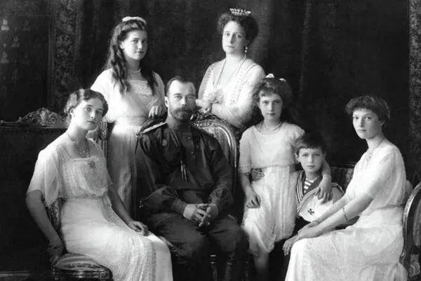 ▲沙皇全家照。(圖／公共版權照片）