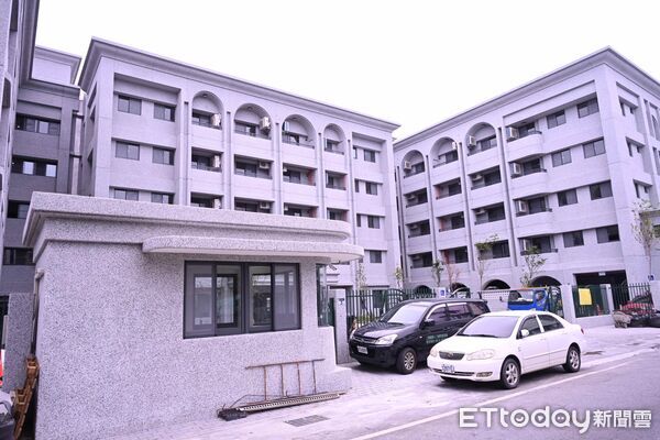 ▲▼「組合屋」建物位於花蓮市美崙地區民孝段土地(林園公園)旁。（圖／花蓮縣政府提供，下同）