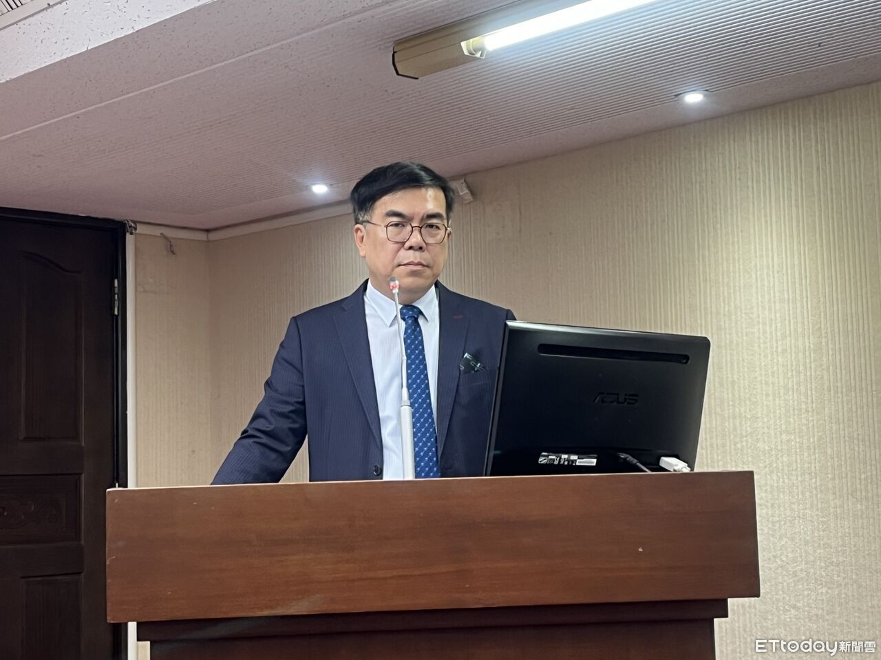 台中露天掩埋廚餘「4場不合格」 彭啓明:已要求覆土掩蓋