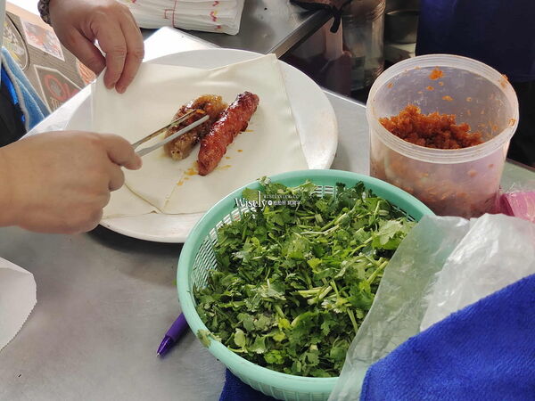 ▲▼礁溪香腸伯。（圖／部落客WISELY&rsquo;S 拍拍照寫寫字授權提供）