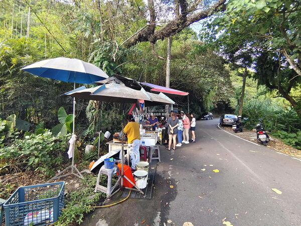 ▲▼礁溪香腸伯。（圖／部落客WISELY&rsquo;S 拍拍照寫寫字授權提供）