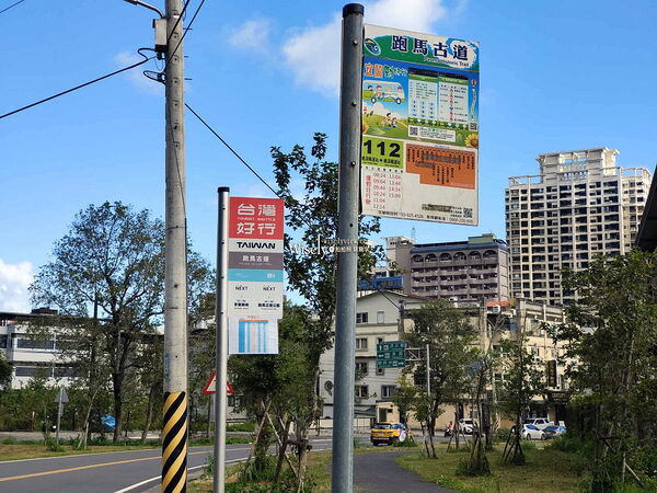 ▲▼礁溪香腸伯。（圖／部落客WISELY&rsquo;S 拍拍照寫寫字授權提供）