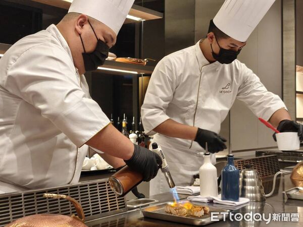 ▲▼樂葵髮飾鐵板燒進駐義享時尚廣場。（圖／義享時尚廣場提供）