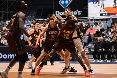 快訊／NBA「半獸人」台籃首秀破功！　領航猿宰獵鷹笑擁2連勝